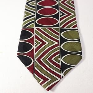 Vtg Martin Wong Screenplay Tie Mens 57 in Silk Burgundy Green Black Geo Wide